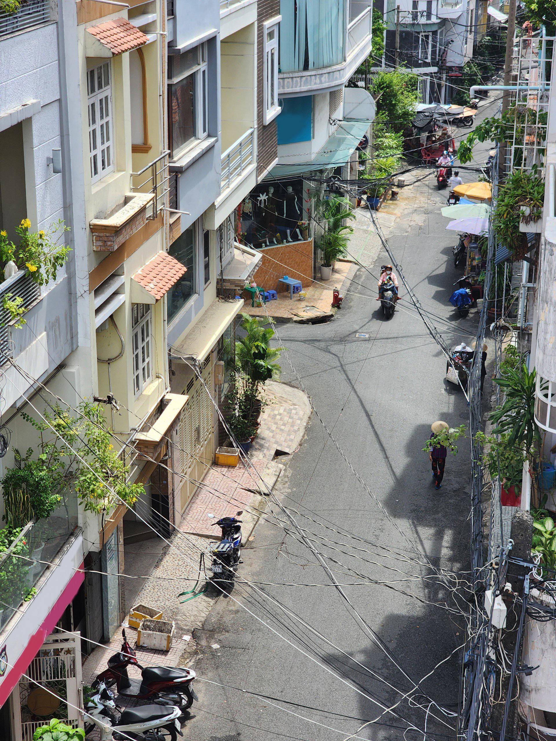 CHo thuê Nguyên căn  HXT Tô hiến thành f13 Quận 10